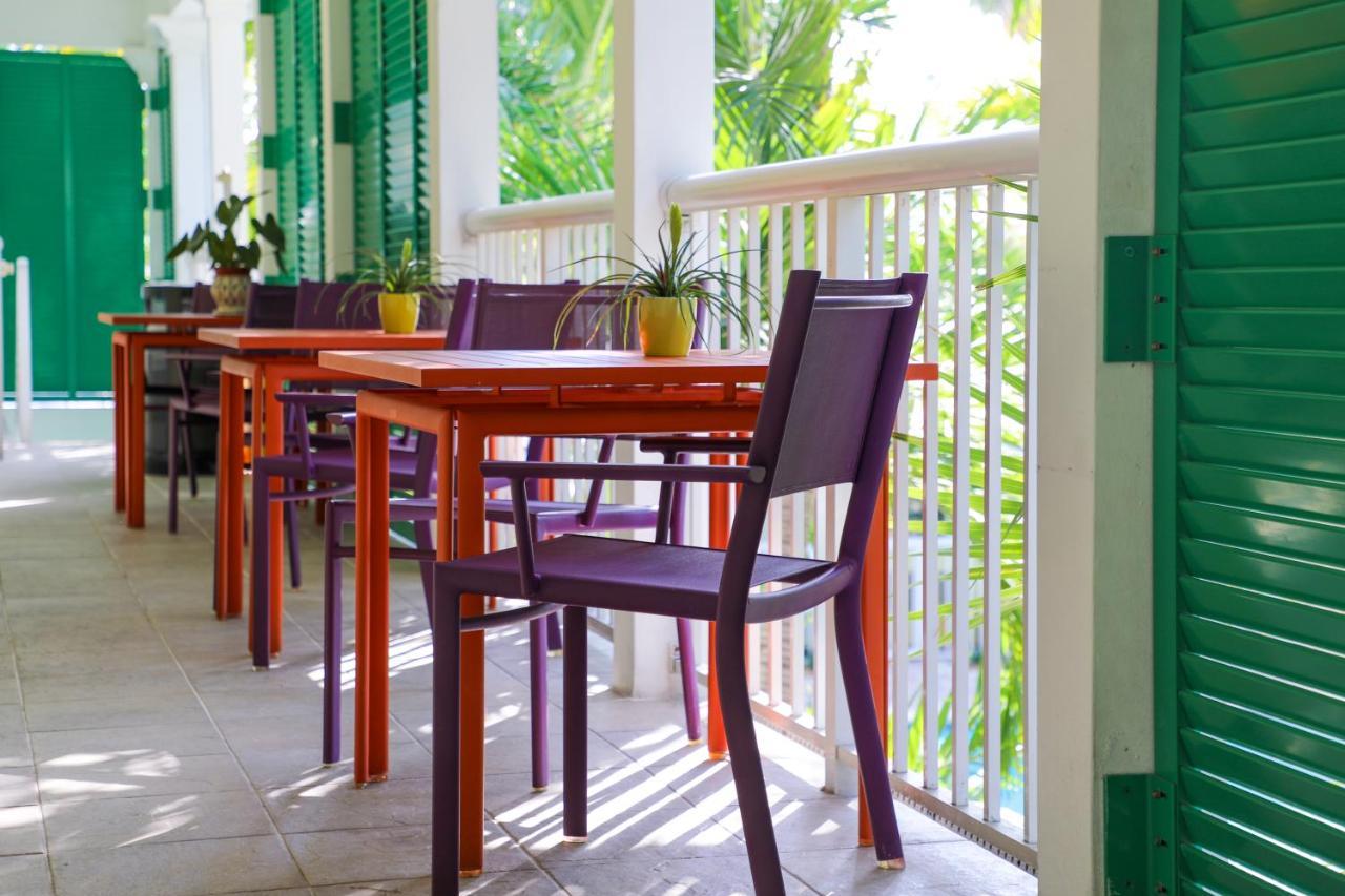 Almond Tree Inn - Adults Only คีย์เวสต์ ภายนอก รูปภาพ